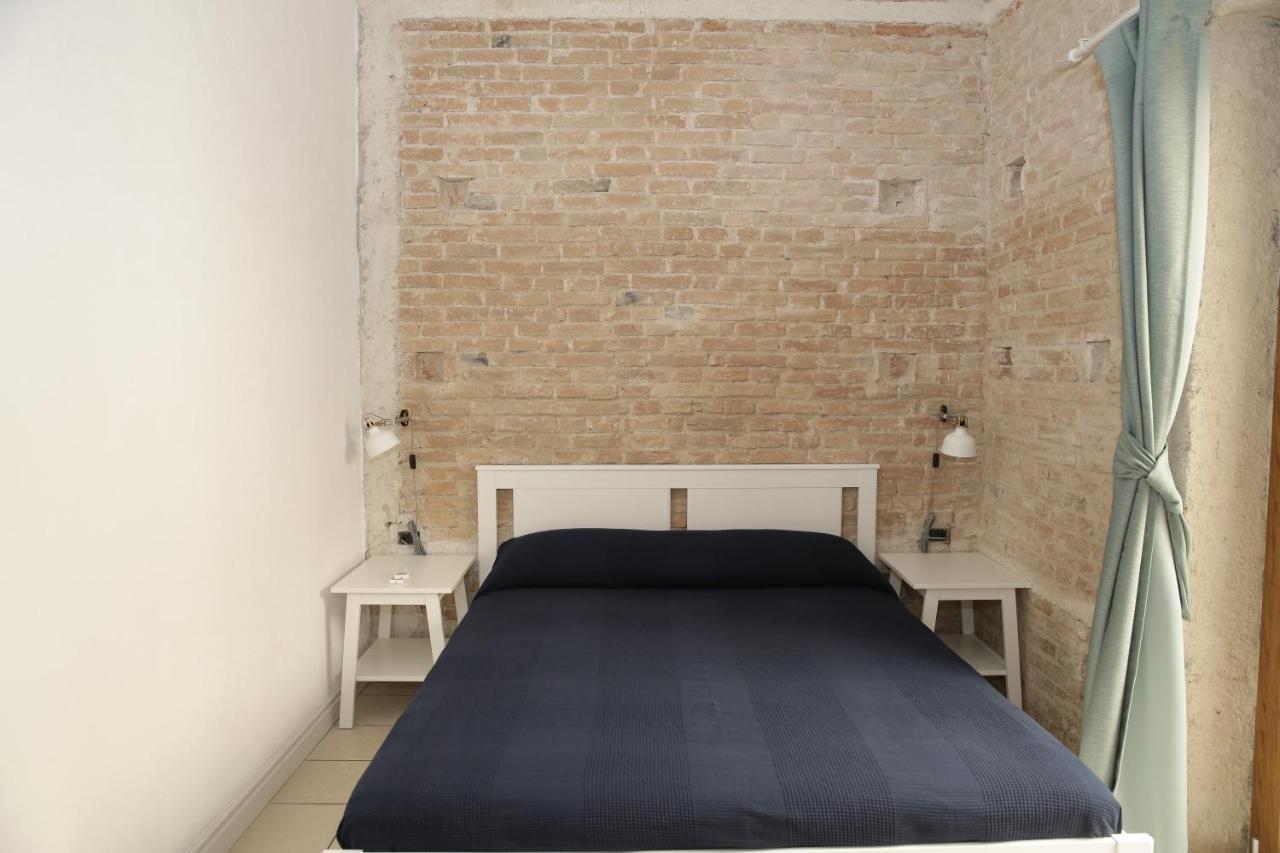 La Raja Apartment ชิลลา ภายนอก รูปภาพ