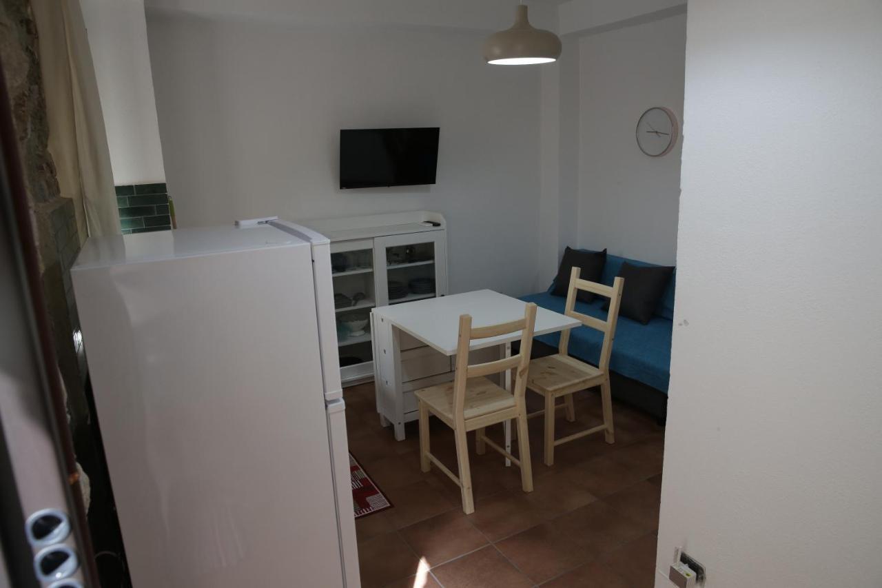La Raja Apartment ชิลลา ภายนอก รูปภาพ
