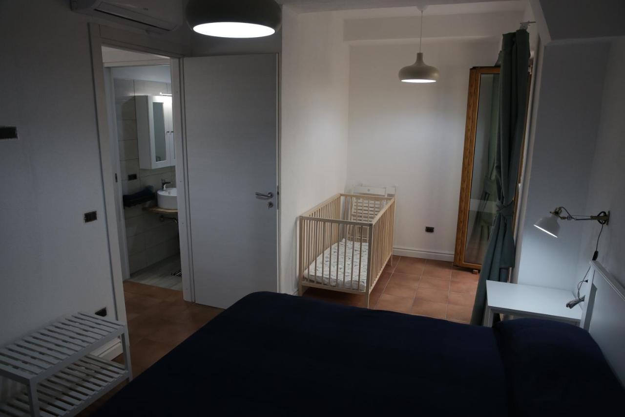 La Raja Apartment ชิลลา ภายนอก รูปภาพ