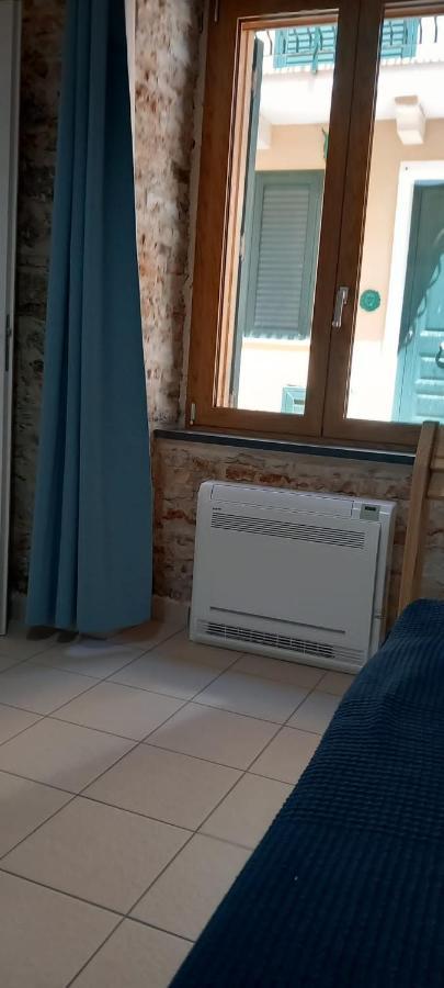 La Raja Apartment ชิลลา ภายนอก รูปภาพ
