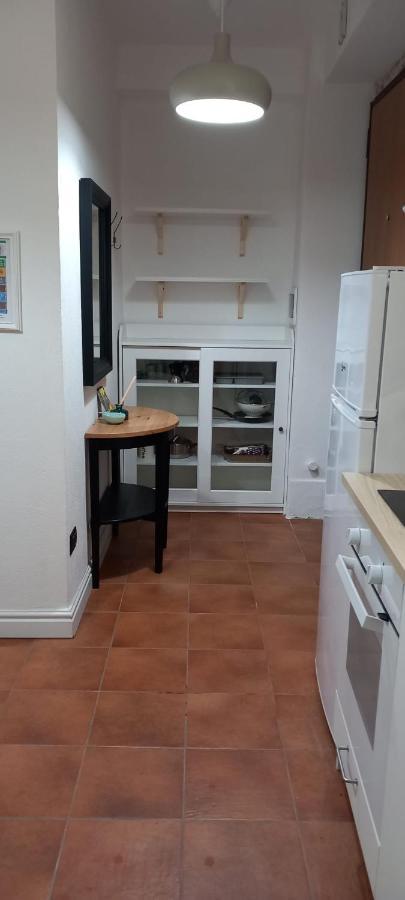 La Raja Apartment ชิลลา ภายนอก รูปภาพ