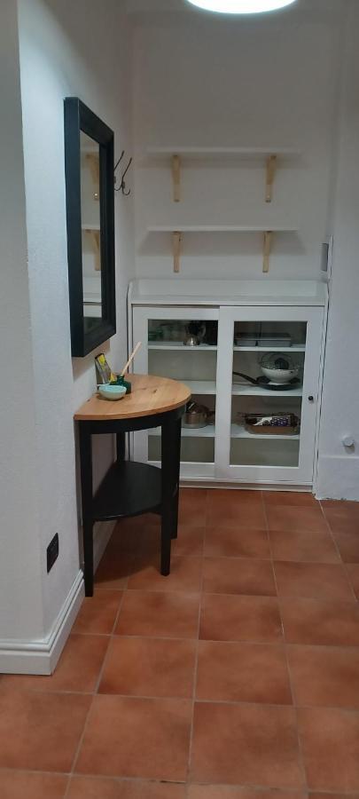 La Raja Apartment ชิลลา ภายนอก รูปภาพ